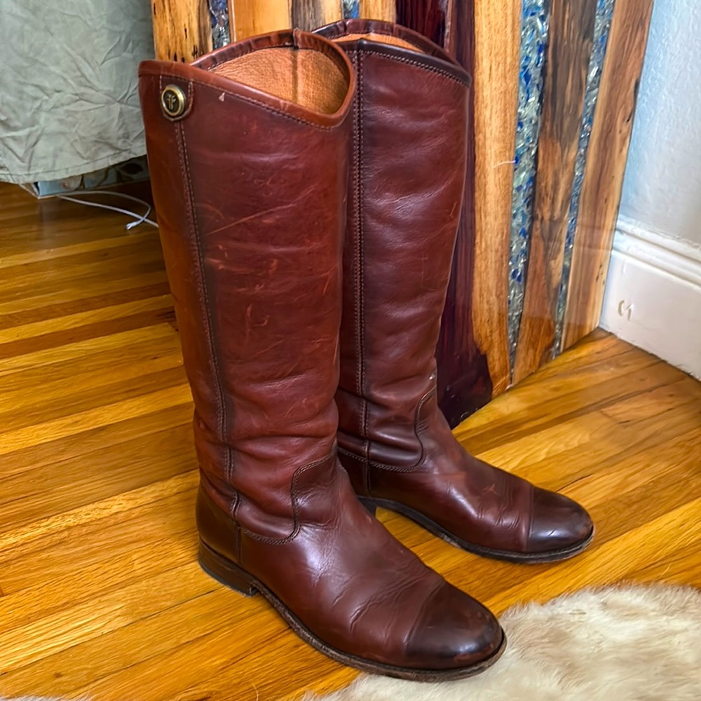 Frye Melissa Boots in cognac size 6.5